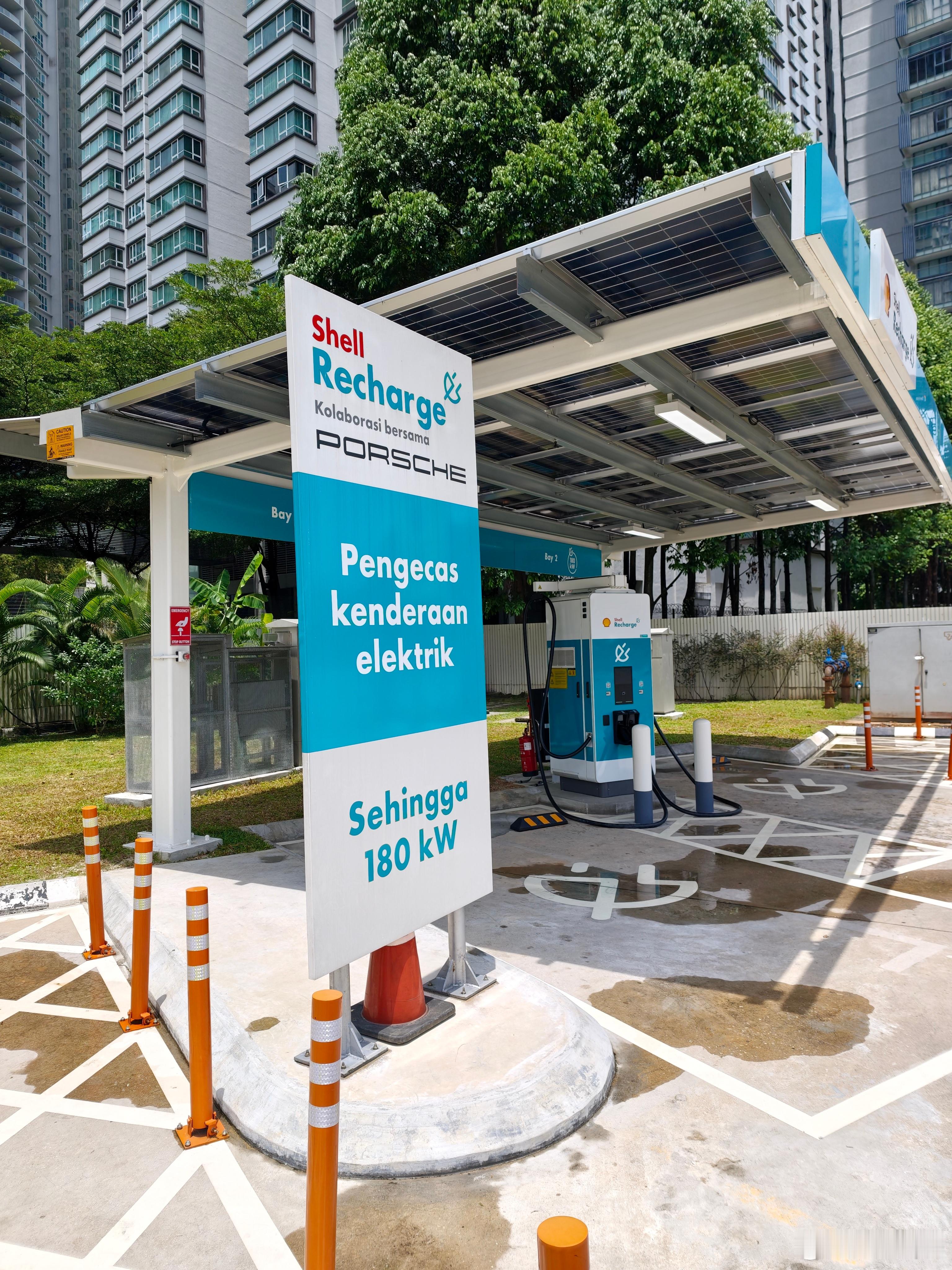 在马来待了一阵，我发现小鹏G6和小鹏X9卖的确实可以，已经成为众多工厂主和商业人