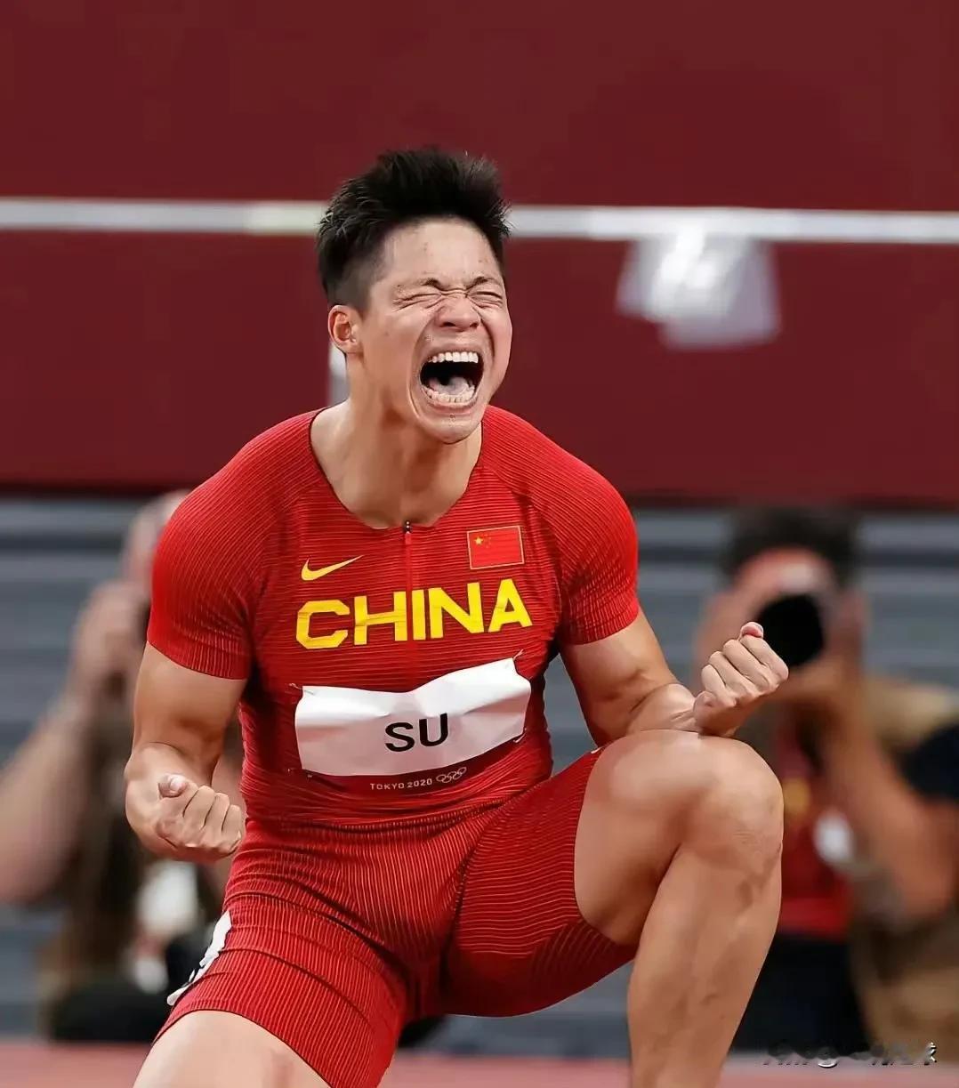 苏炳添将在明年全运会后退役！由于身体合竞技状态未达到最佳，35岁的老将苏炳添遗憾