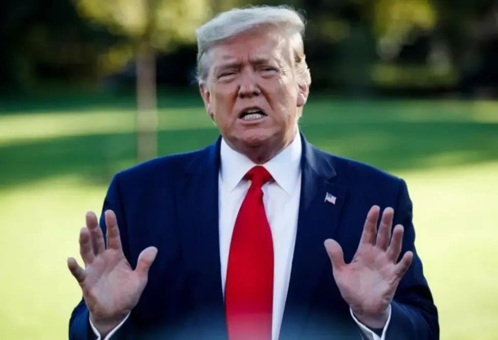 美国在中东的核心军事基地-乌代德美军指挥中心被伊朗导弹炸了个稀巴烂，美军号称头号