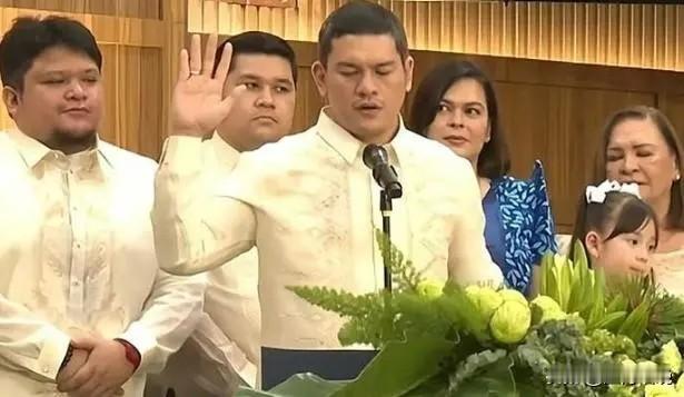 【杜特尔特家族“危局中现曙光”：长子塞巴斯蒂安接棒执政党，为莎拉弹劾案注入强心剂