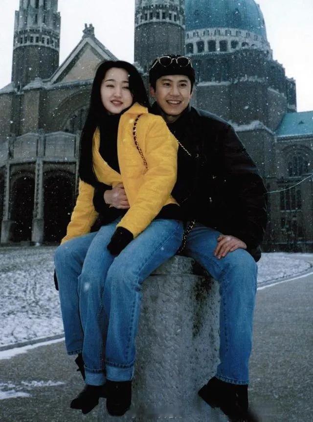 杨钰莹那么甜的妹子为什么没人敢娶！回到杨钰莹25岁时该多好啊，和毛宁绝配[哇]！