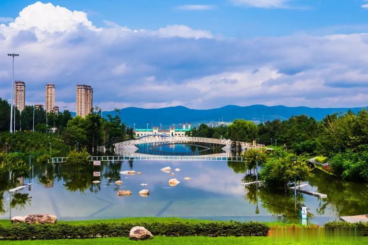 地理冷知识黑龙江冷知识 鸡西因鸡冠山得名？其实它是满语“带毛狍皮”的意思，这个名