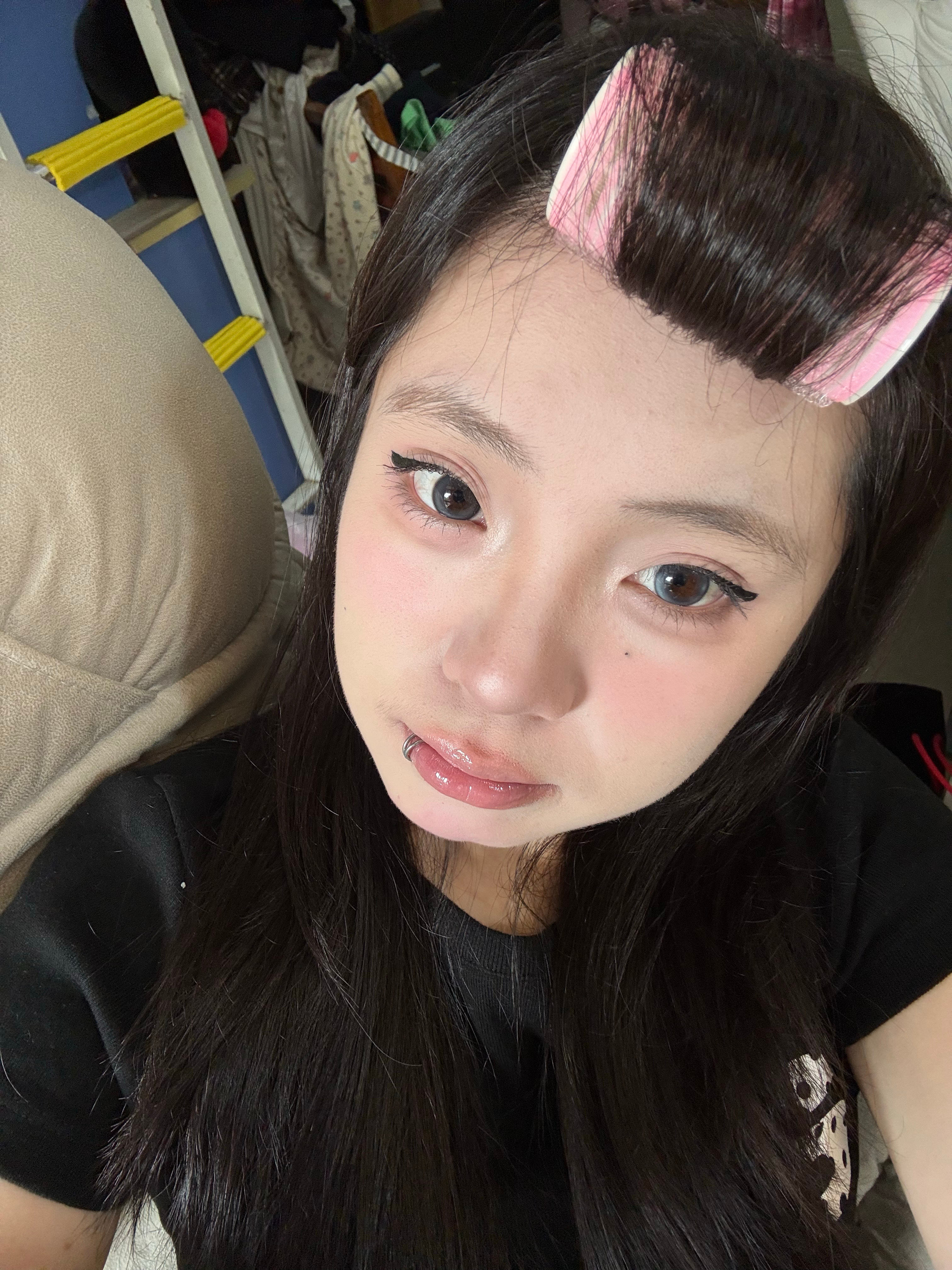 宝贝们你们敢信这是我通宵的一个完妆之后的状态？我终于喝到p4了..芒椰糯米饭！ 