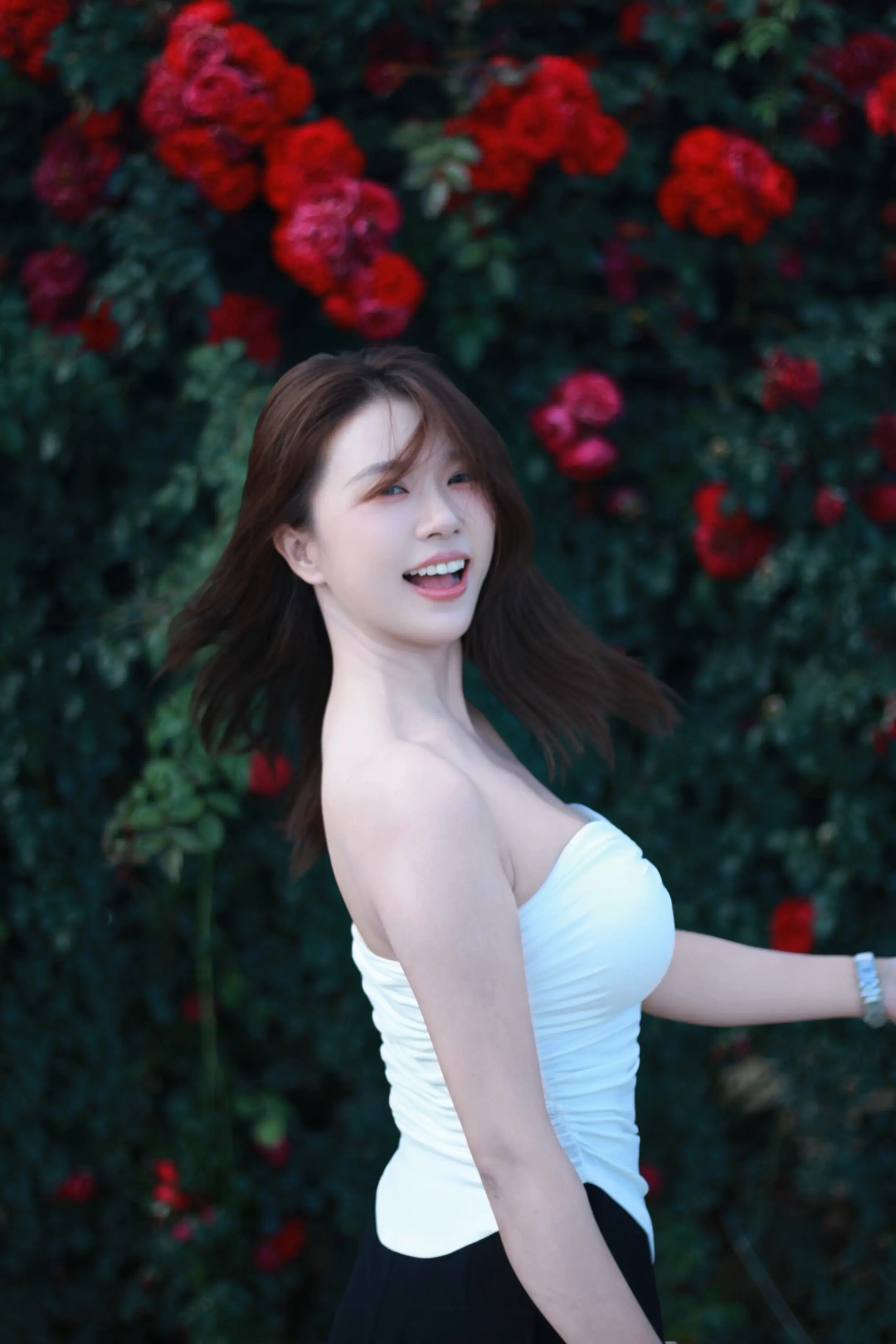 有时候睁一只眼闭一只眼，就是对生活wink喽～摄影师