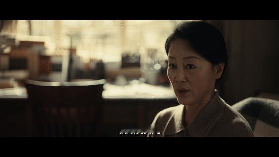 她妈眼里涂指甲油都算勾引 周媚在外面走路带风谁都敢怼，回到家连涂个指甲油的自由都