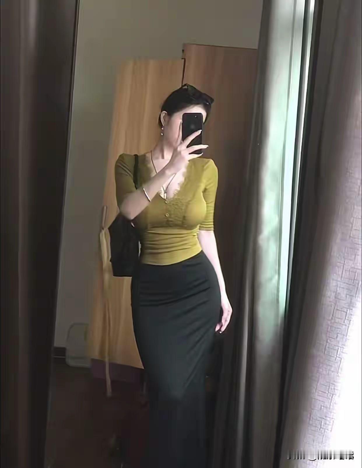 等一个爱我的人喜欢健身的女人，有多美