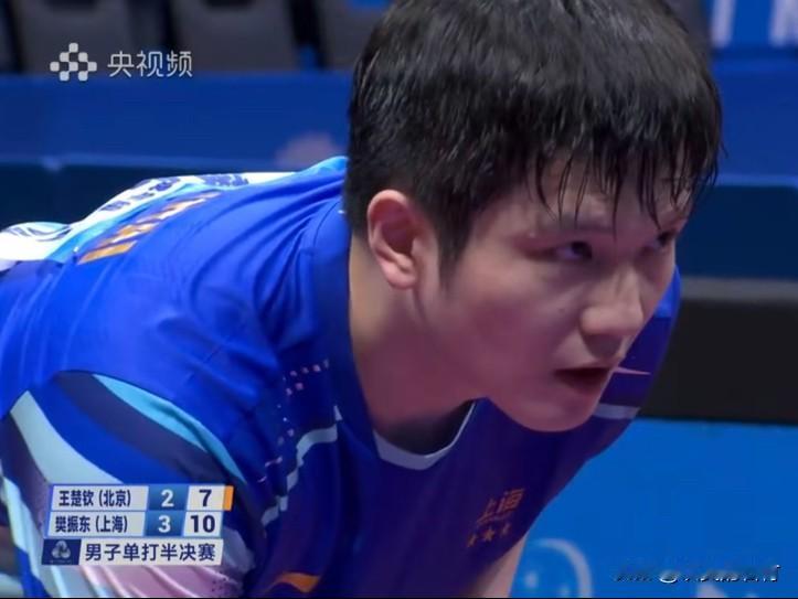 0:4落后逆转王楚钦获胜只有樊振东。没有第二个人了。八一出来的  ，铁打的意志。
