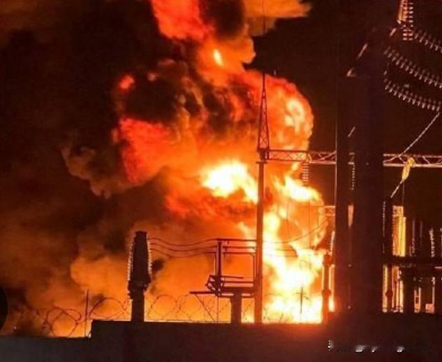 ‼️🇺🇦💡据当地政府消息，波尔塔瓦州克列缅丘克市因夜间罢工而停电。

▪️