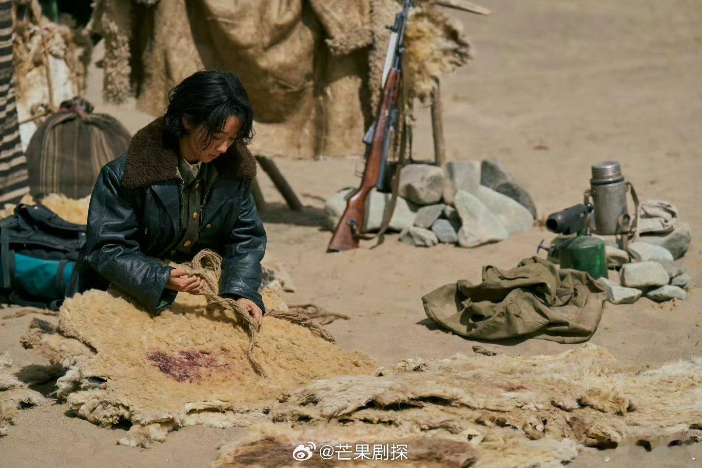 杨紫风沙肆虐下反见澄澈真心杨紫澄澈真心 一片赤诚 