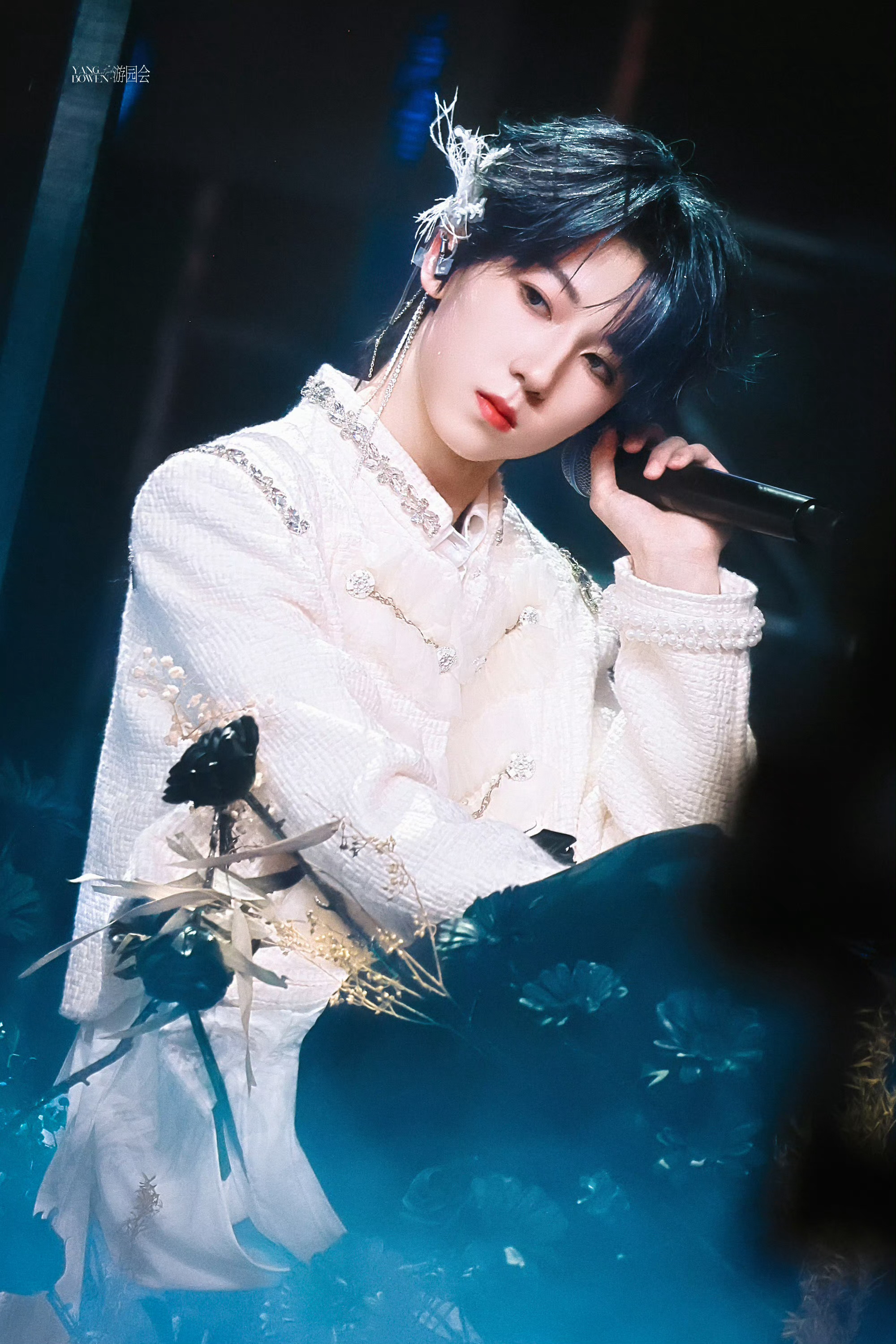 杨博文荣耀之战三个百万直拍 杨博文荣耀之战已经有三个百万直拍了🎉同时四代荣耀之