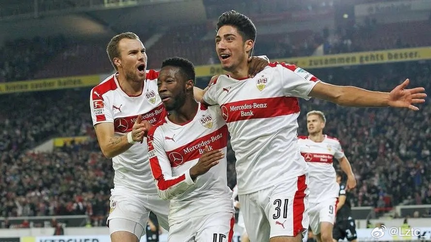 015    西甲    比利亚雷vs皇家社会    方向：胜/防平比分：1-0