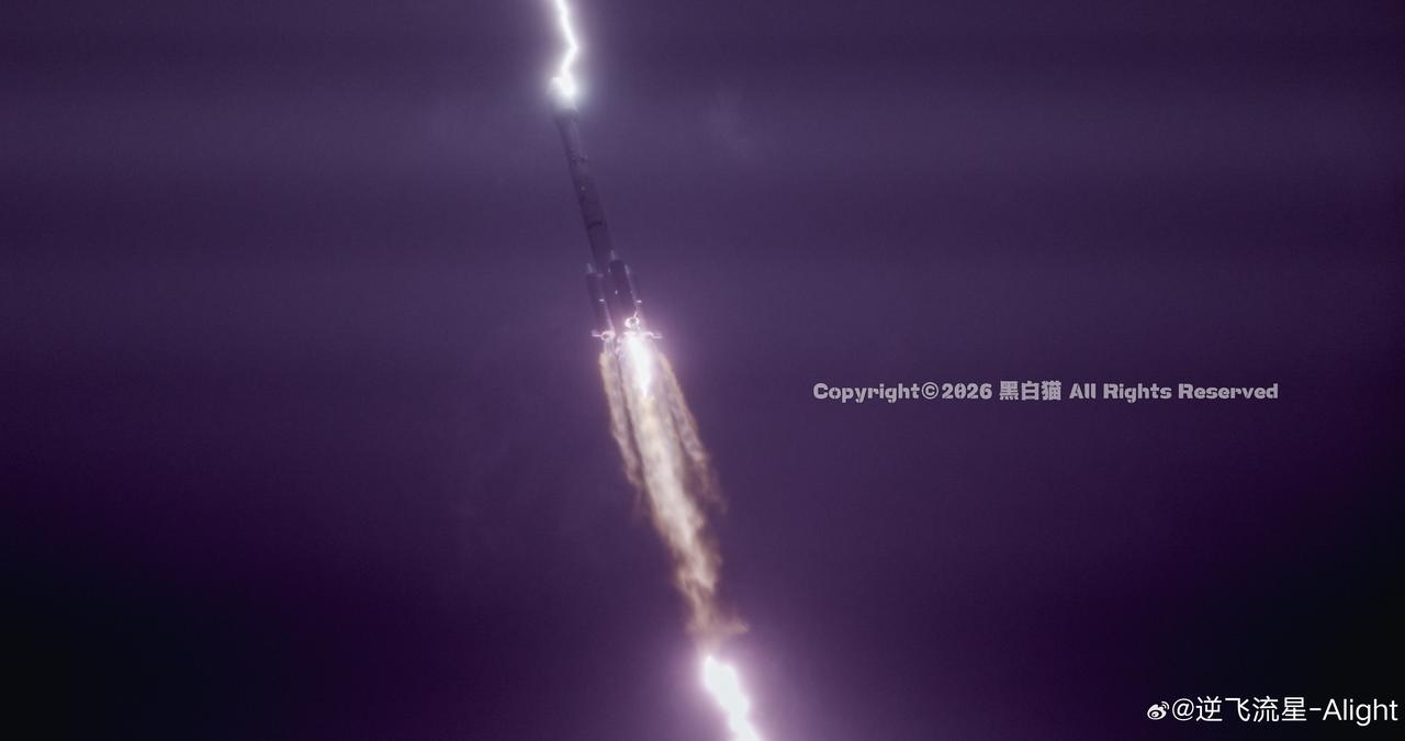 风雨无阻，雷电无惧[强]！昨夜今晨，又是连射两箭，简直是行云流水一般畅快。

特