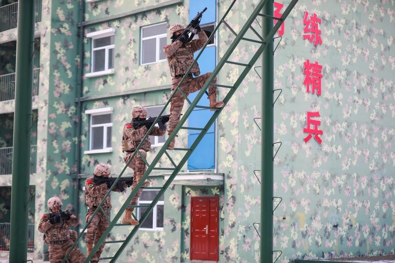新疆武警开训（新疆武警） 