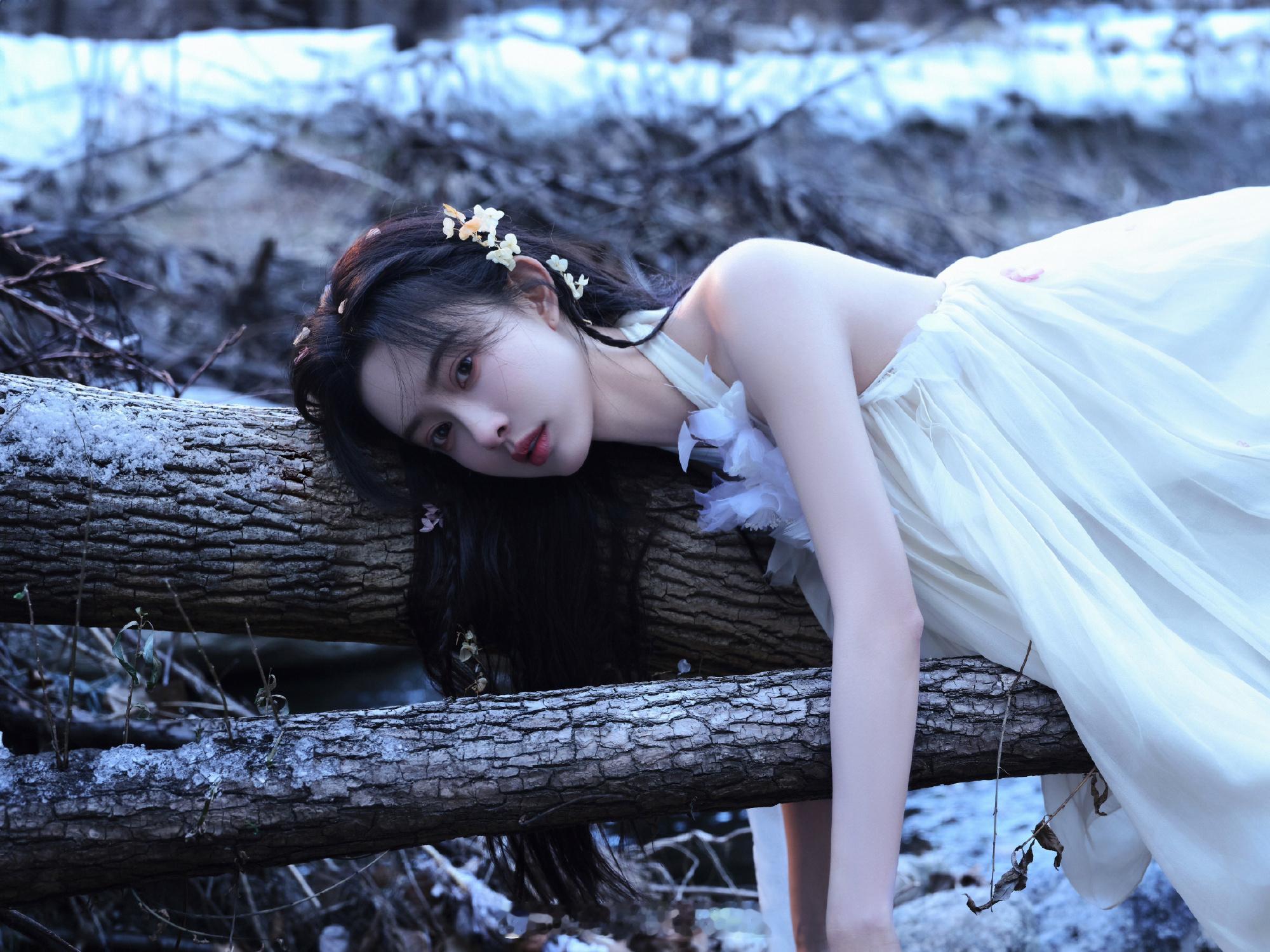 孟子义纯美清澈的白雪公主 