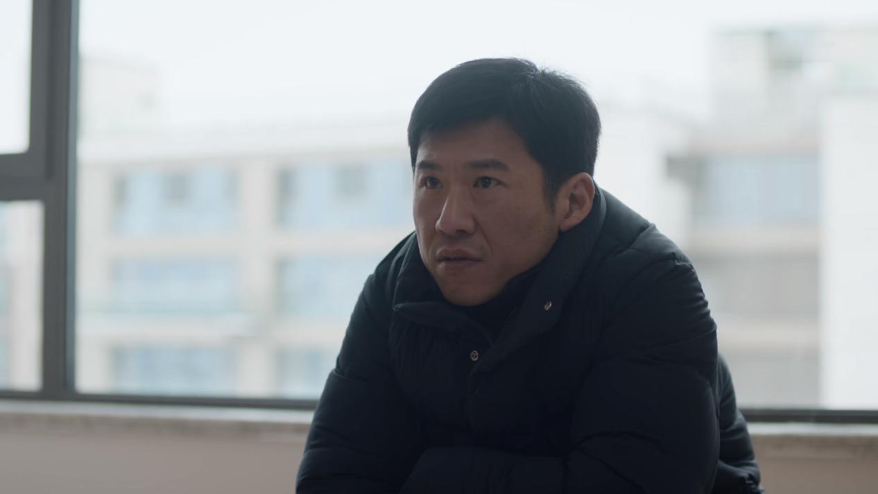 《凡人歌》中那隽其实挺惨的！

他之所以这么卷，之所以这么累。

说到底还是因为