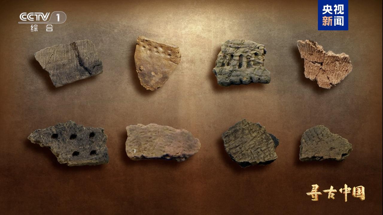 中国这些年发现了大量10000~2万年历史的陶片！
易中天说中国的历史只有300