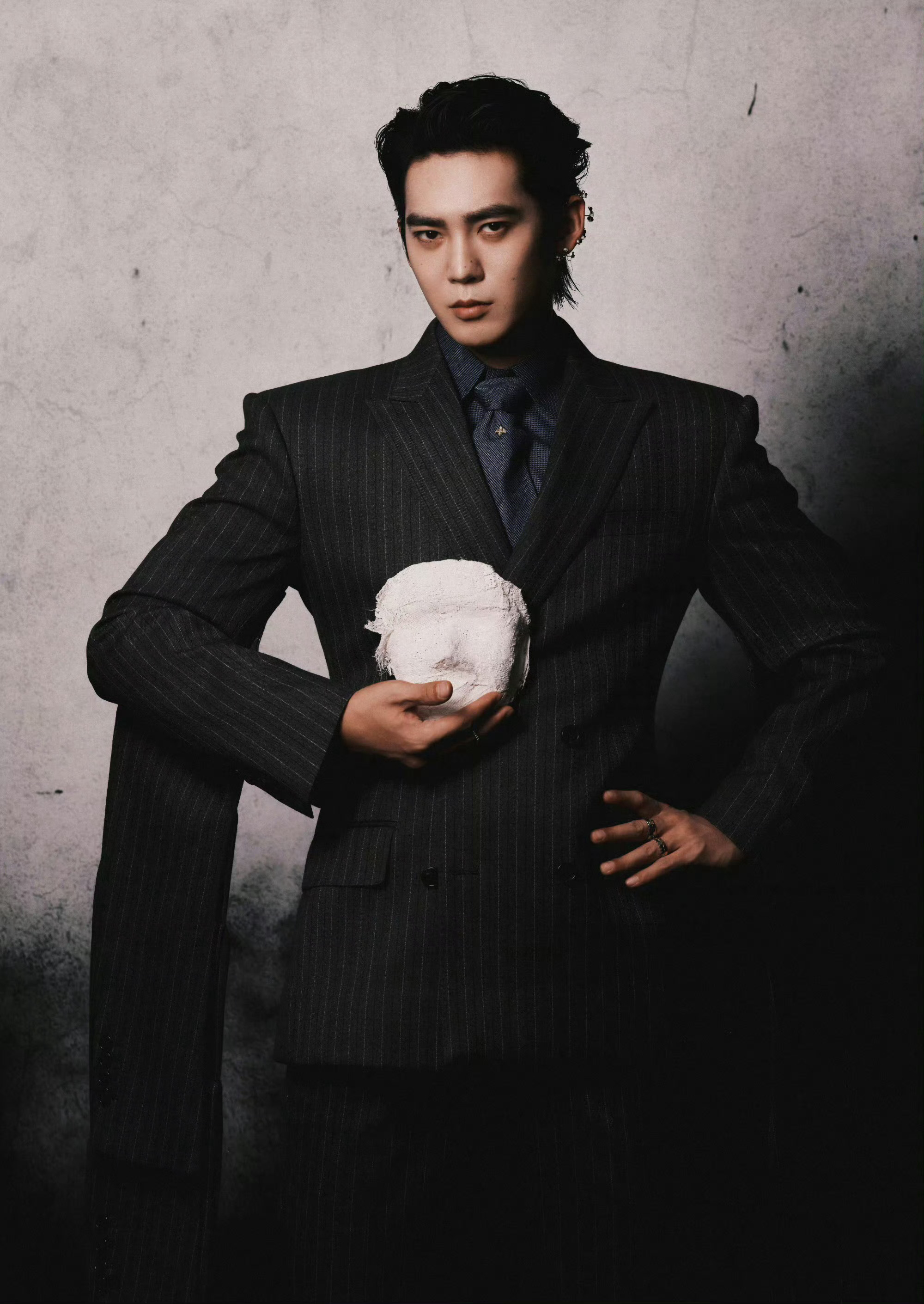 于适  ｜VOGUE & GQ盛典 造型大片于适活动造型大片佩戴Chaumet珠