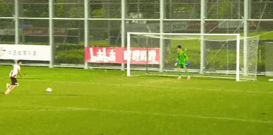 U17国足挺进决赛将战阿森纳 替补门将封神！点球大战两度扑点，U17国足击败河床