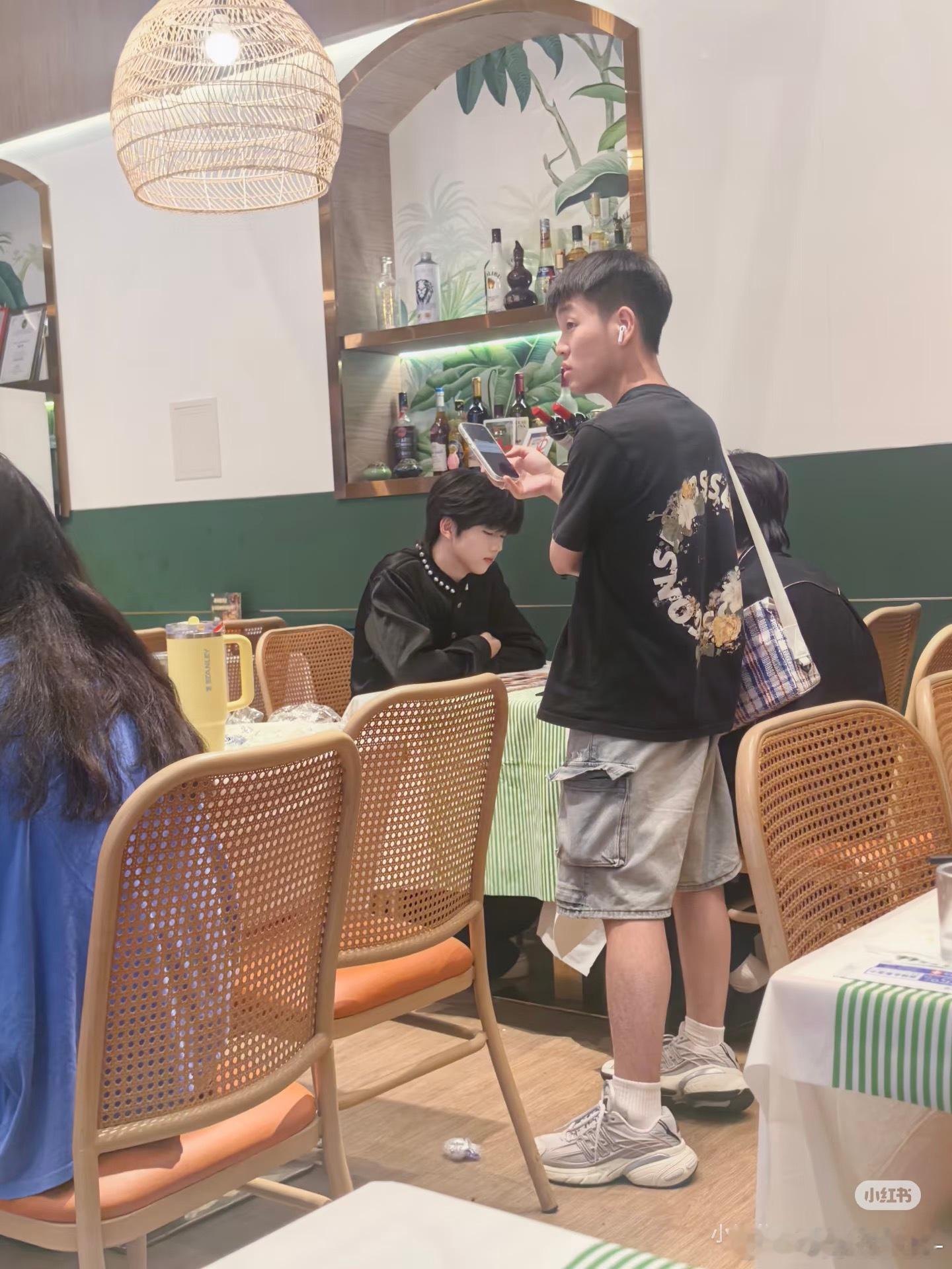 有人偶遇了张桂源张函瑞 