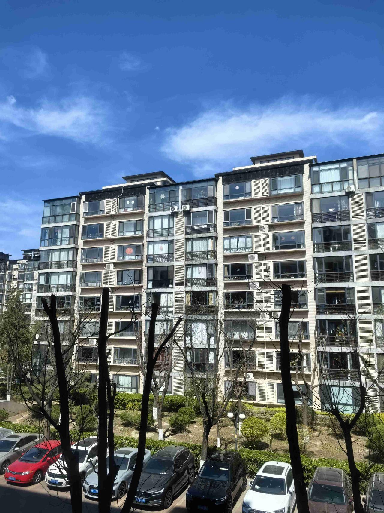 我的今日状态：😁轻松愉快
我这里的天气：☀️晴天