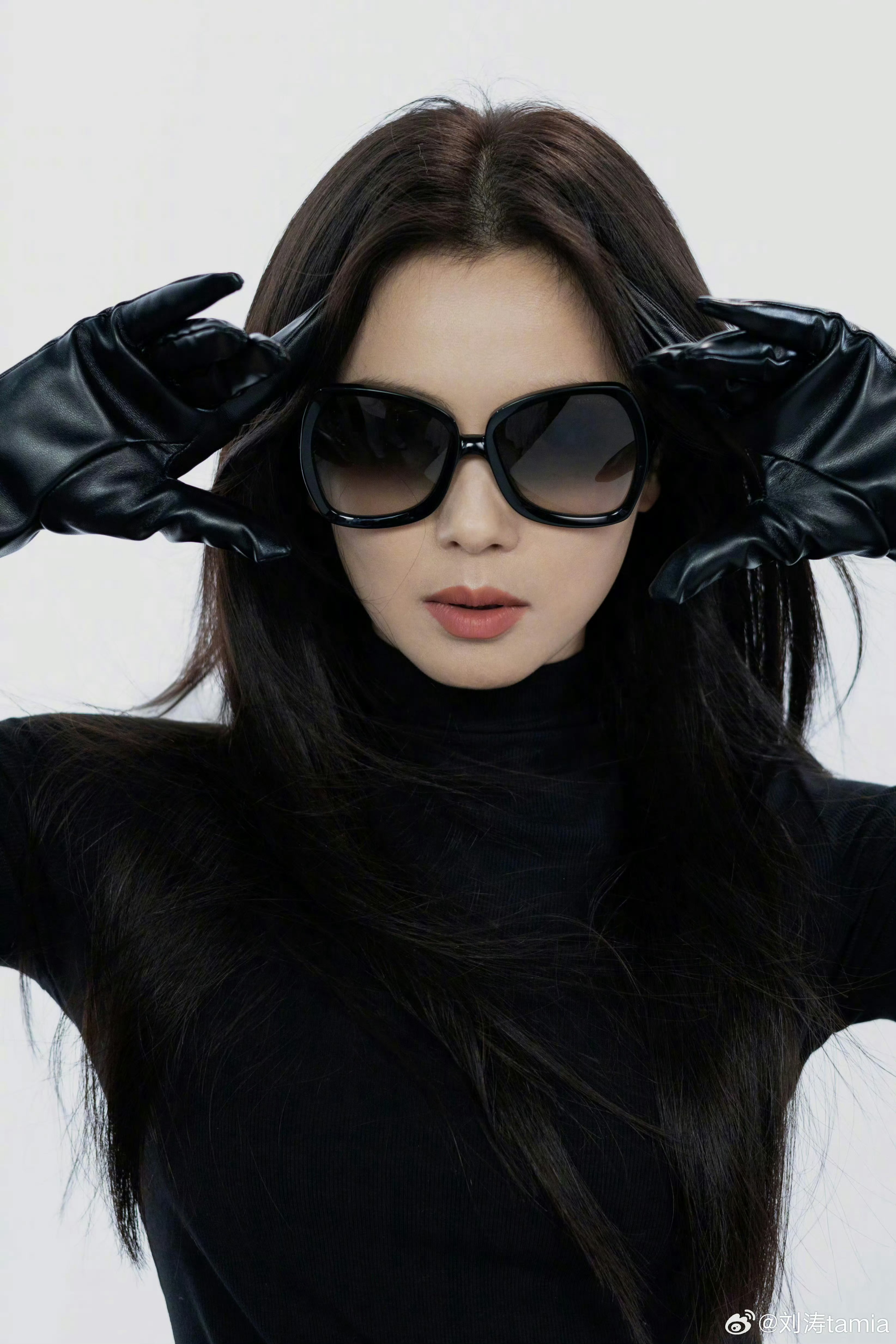 刘涛很适合接个眼镜👓的广子～帅～ 