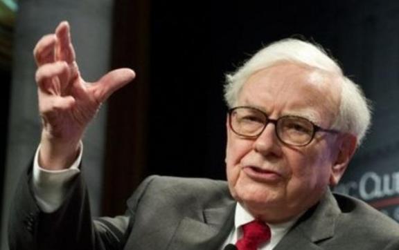 “股神”巴菲特的一则大胆预言，再次引发全球轰动！他说：“20年或50年后，日本和