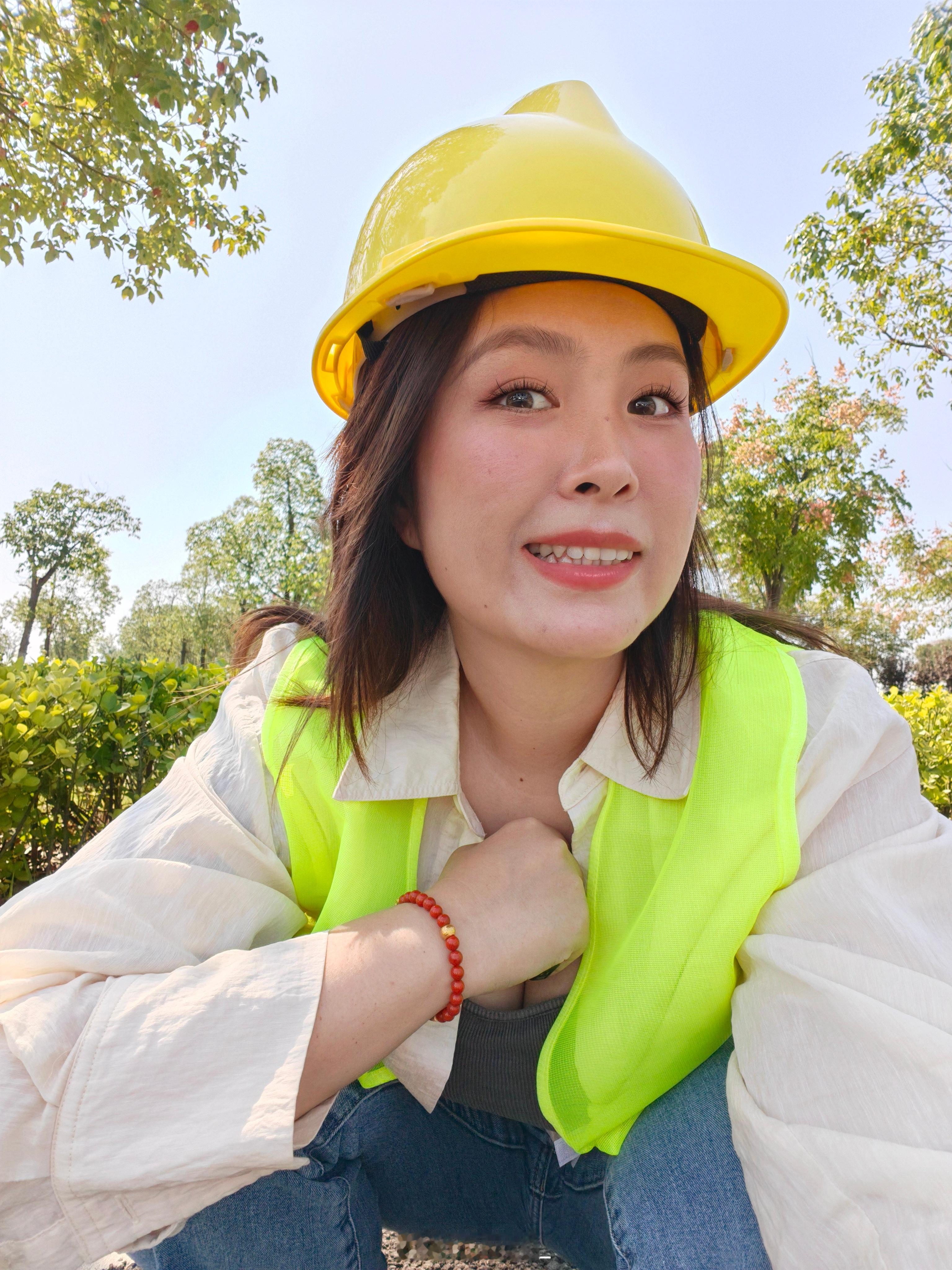 公司离不开我是职场错觉我想问这个帽子…到底有人能戴好看吗？🤔 ​​​