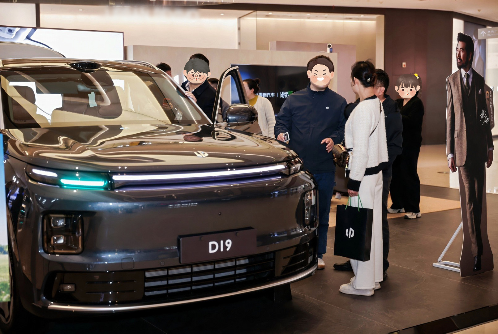 零跑A10 上市即热销！零跑D19 全国13城巡展人气爆棚！郑州、杭州、武汉、北