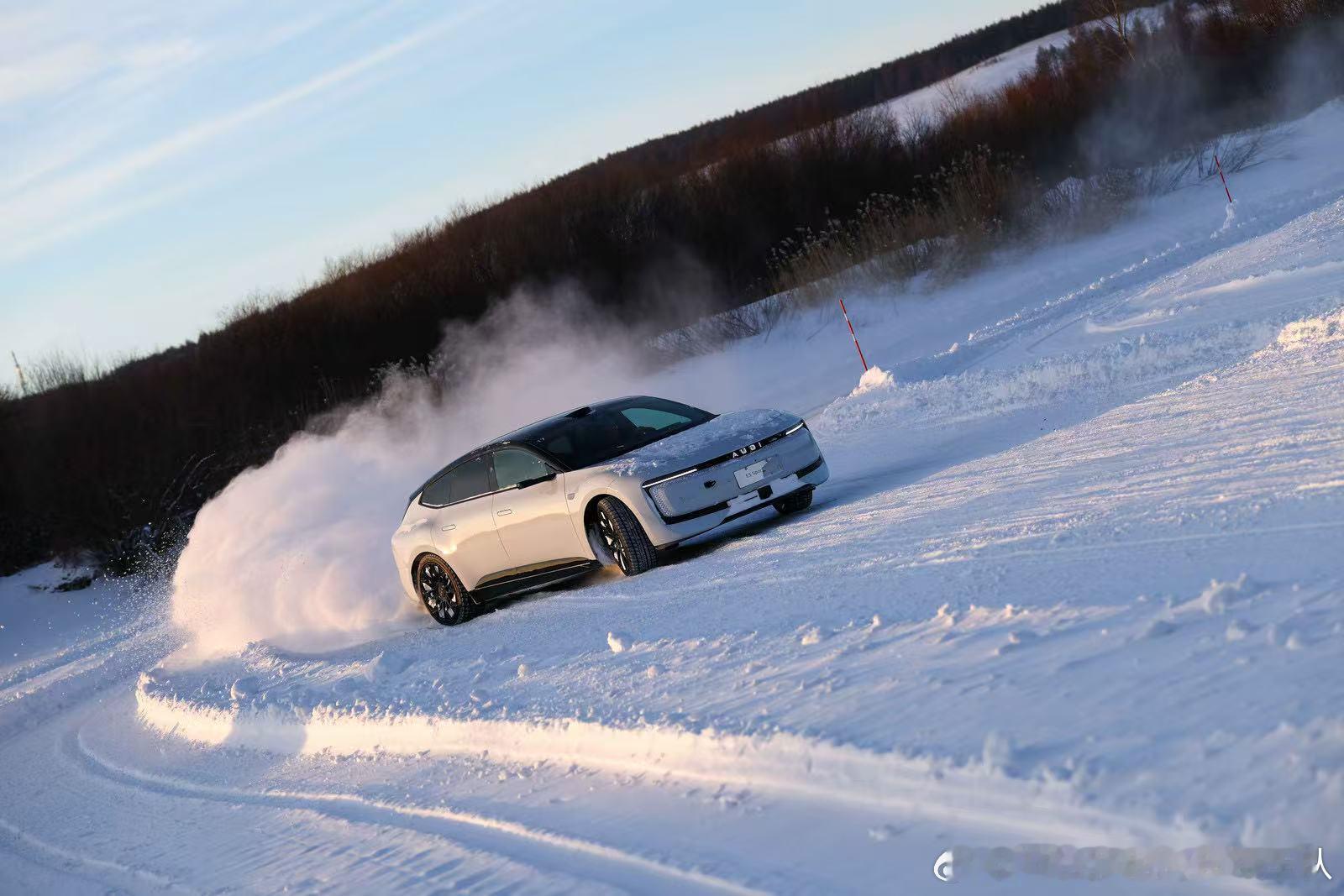 像奥迪E5 Sportback这样，能把德系机械素质与中国顶尖智造融合得如此丝滑