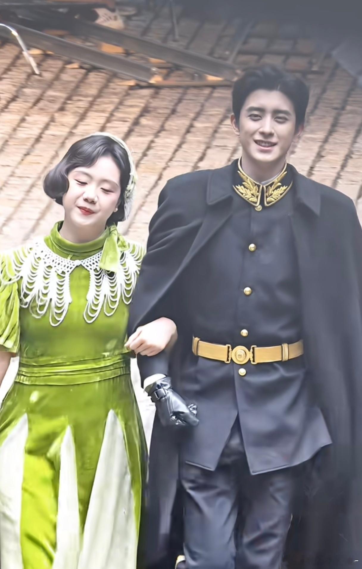 因为苏绿夏原主是另外一个人演的，鞠婧祎粉丝要求必须同一张脸，正在维权中…万花世界