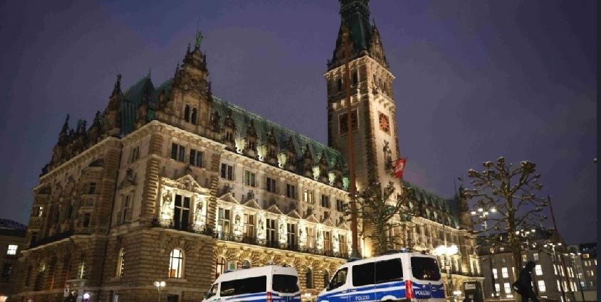 德国警方拘捕一名17岁叙利亚少年，指他涉嫌在北部城市汉堡（Hamburg）策划恐