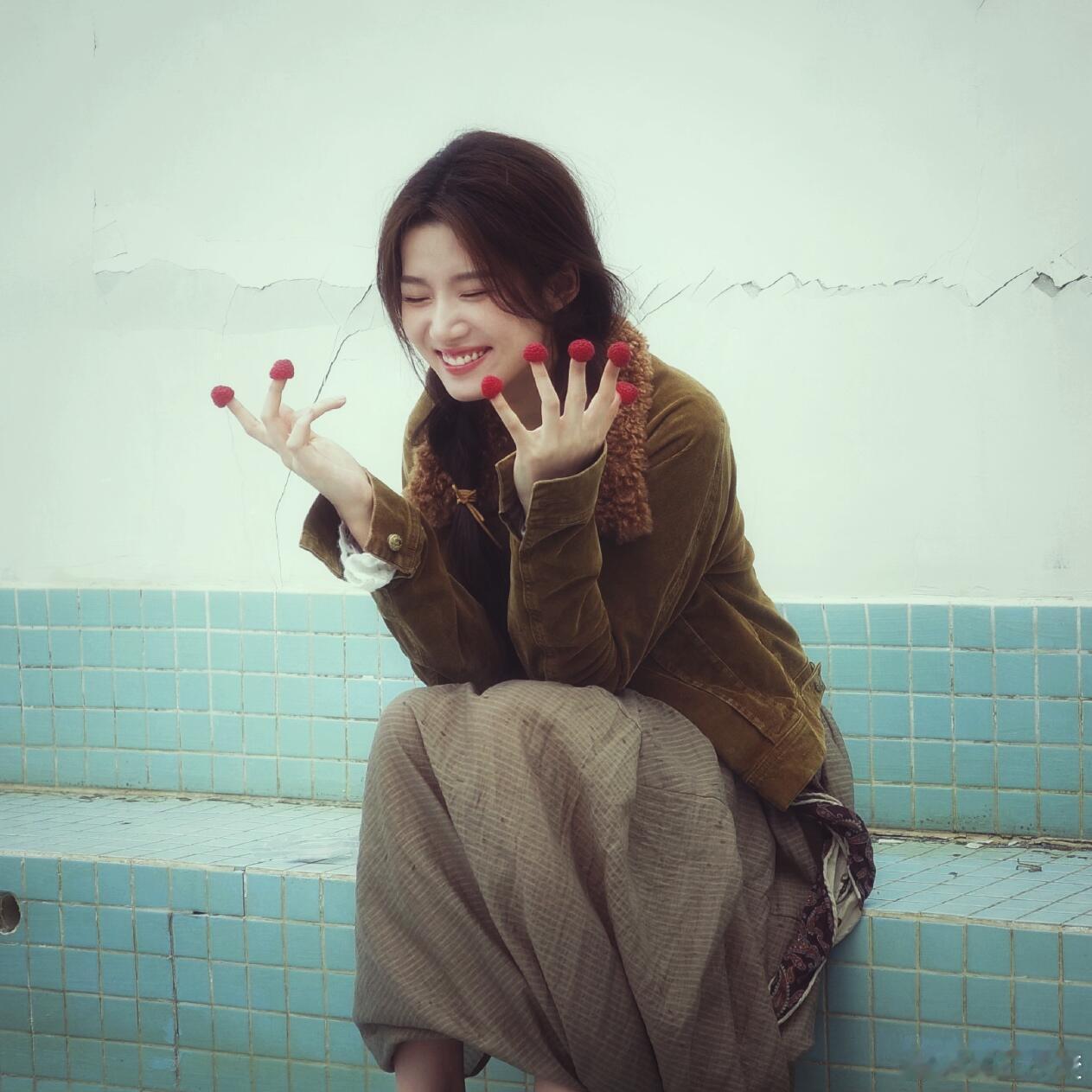 卢昱晓  卢昱晓头像更新卢昱晓｜ 