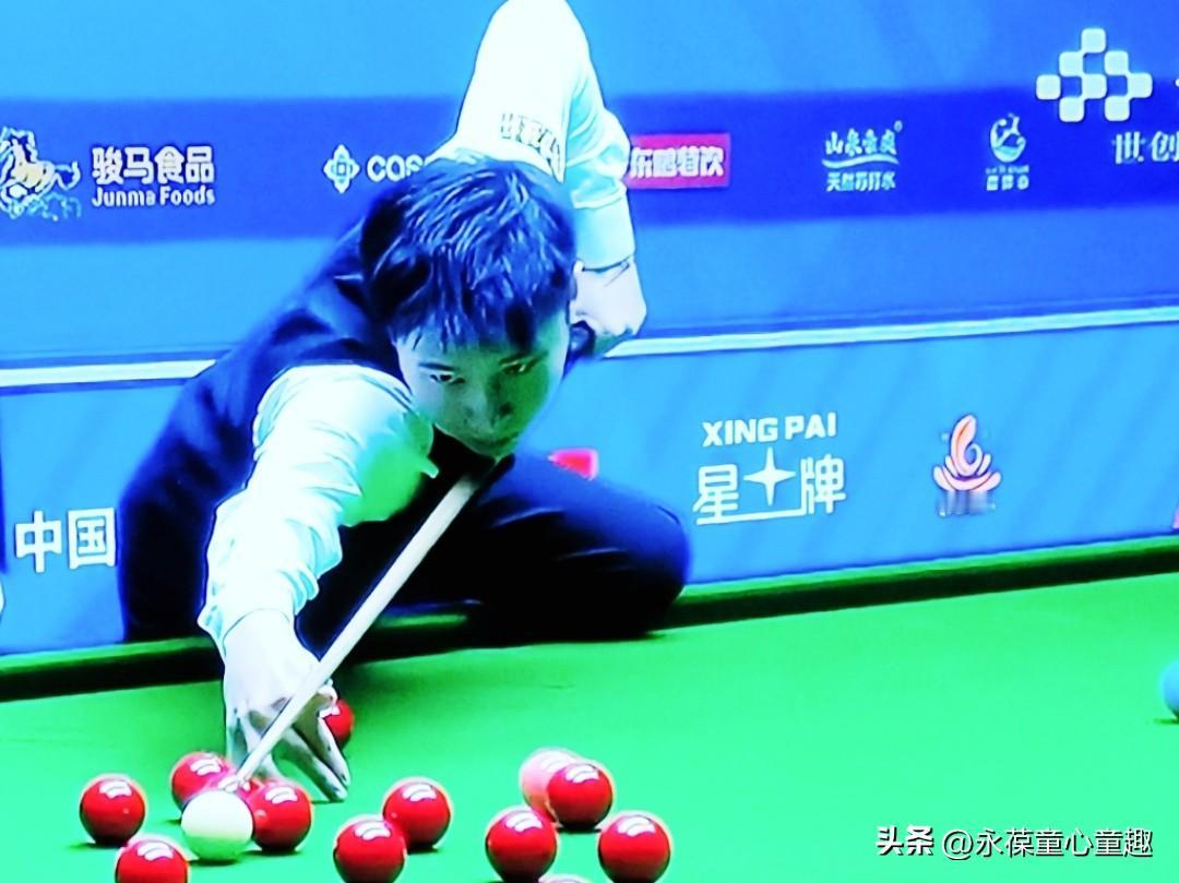 世界公开赛次日战报：赵心童等8位国手挺进32强，希金斯出局！
 
 
北京时间3