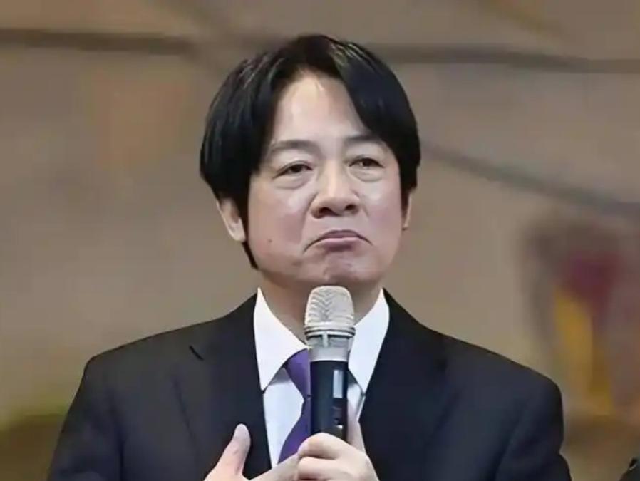 台当局人员遭扣押，赖清德一败涂地，多国开始选边站了......
 
这事儿要是只