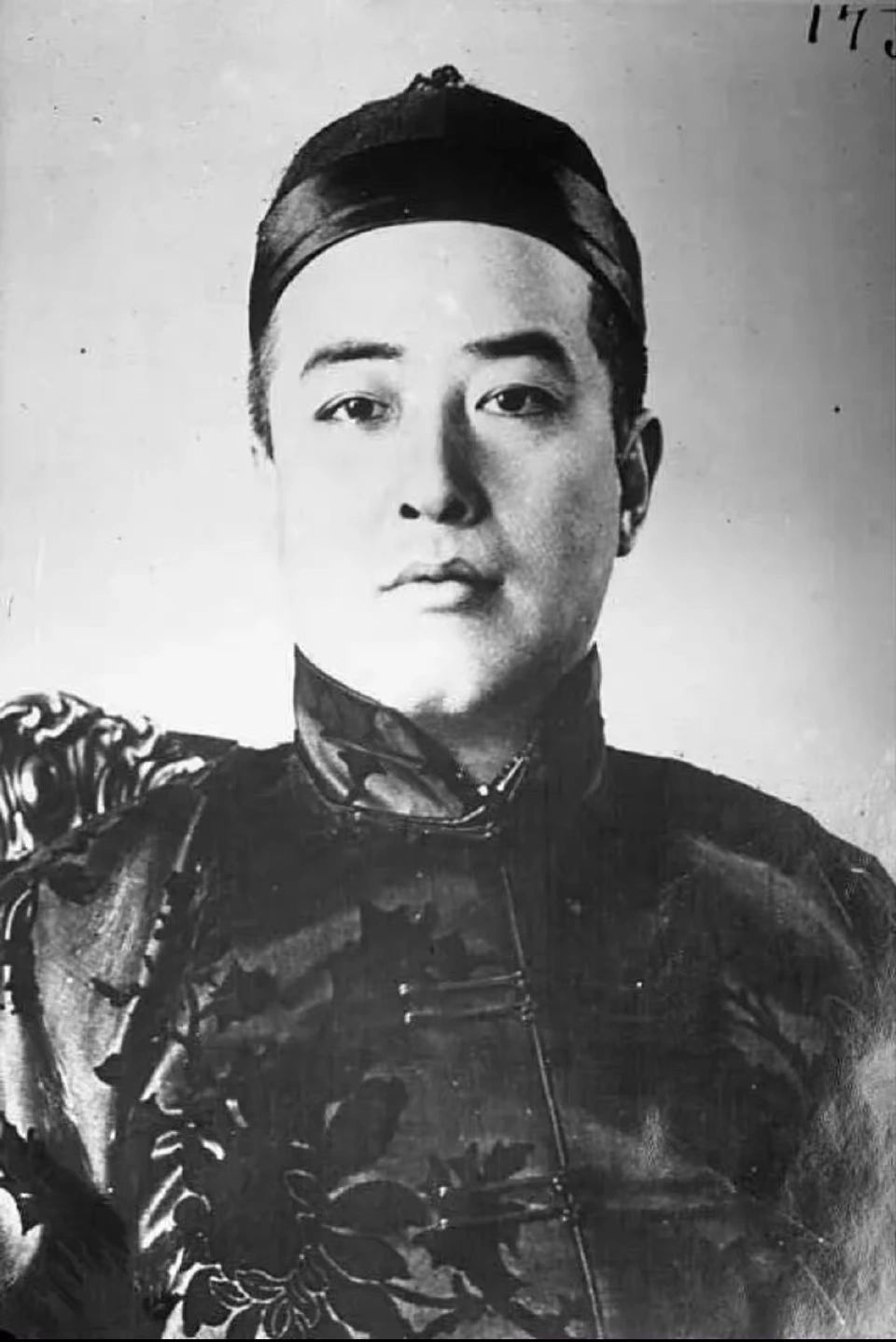 1931年，末代庆亲王载振，此人是清高宗乾隆帝玄孙。