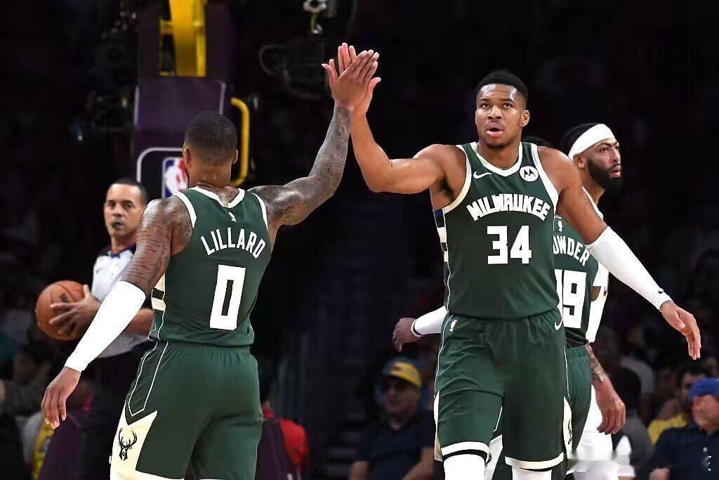 #nba##灰熊##雄鹿# 北京时间4月4日，NBA常规赛继续进行，雄鹿背靠背主