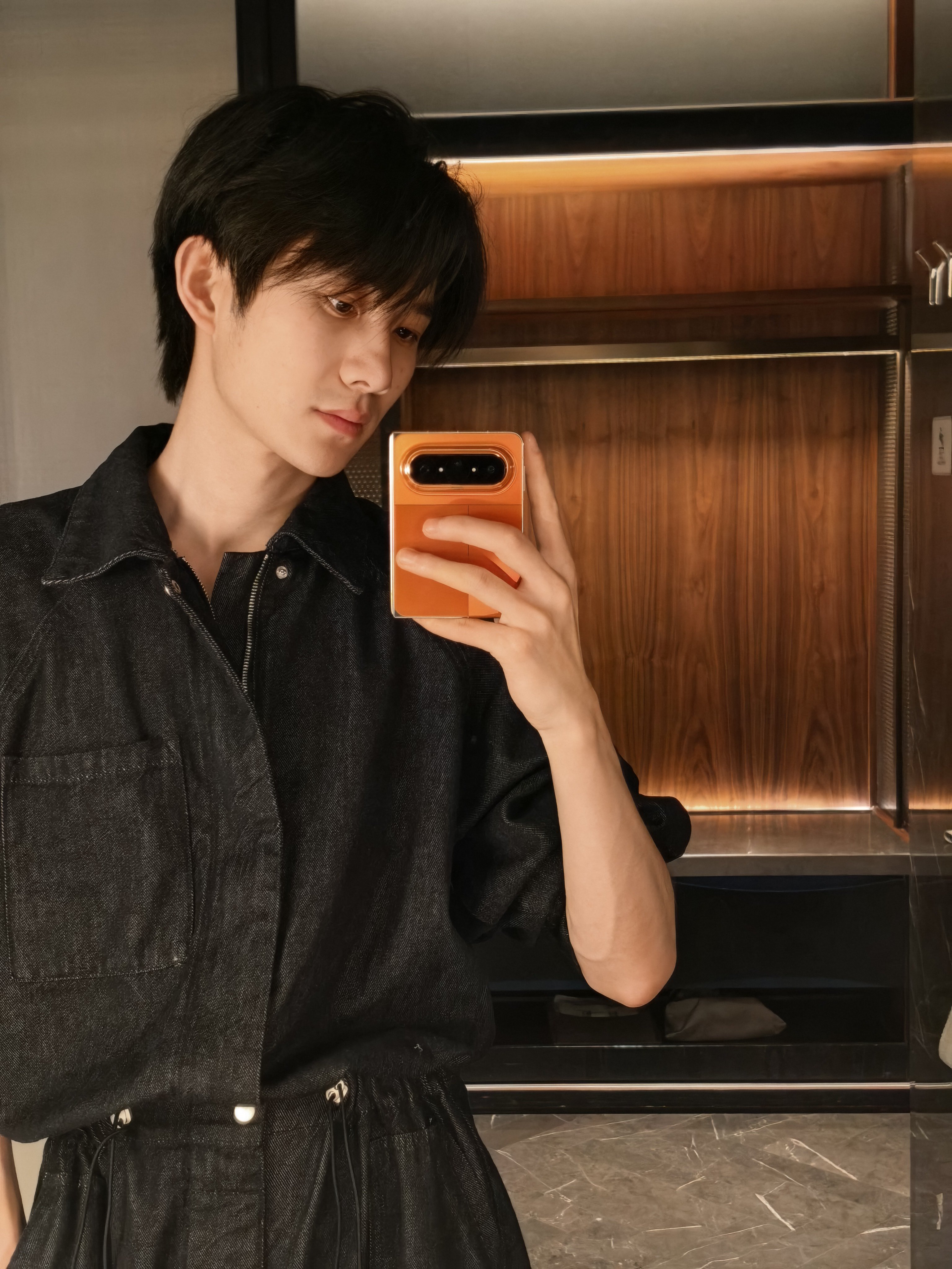 我准备再买一台橄榄金色，你们最喜欢Pura X Max的那个颜色？ 