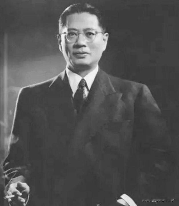 1971年的一场宴会上，曾主宰民国经济的宋子文，在享用完美食佳肴后，竟因一个不慎