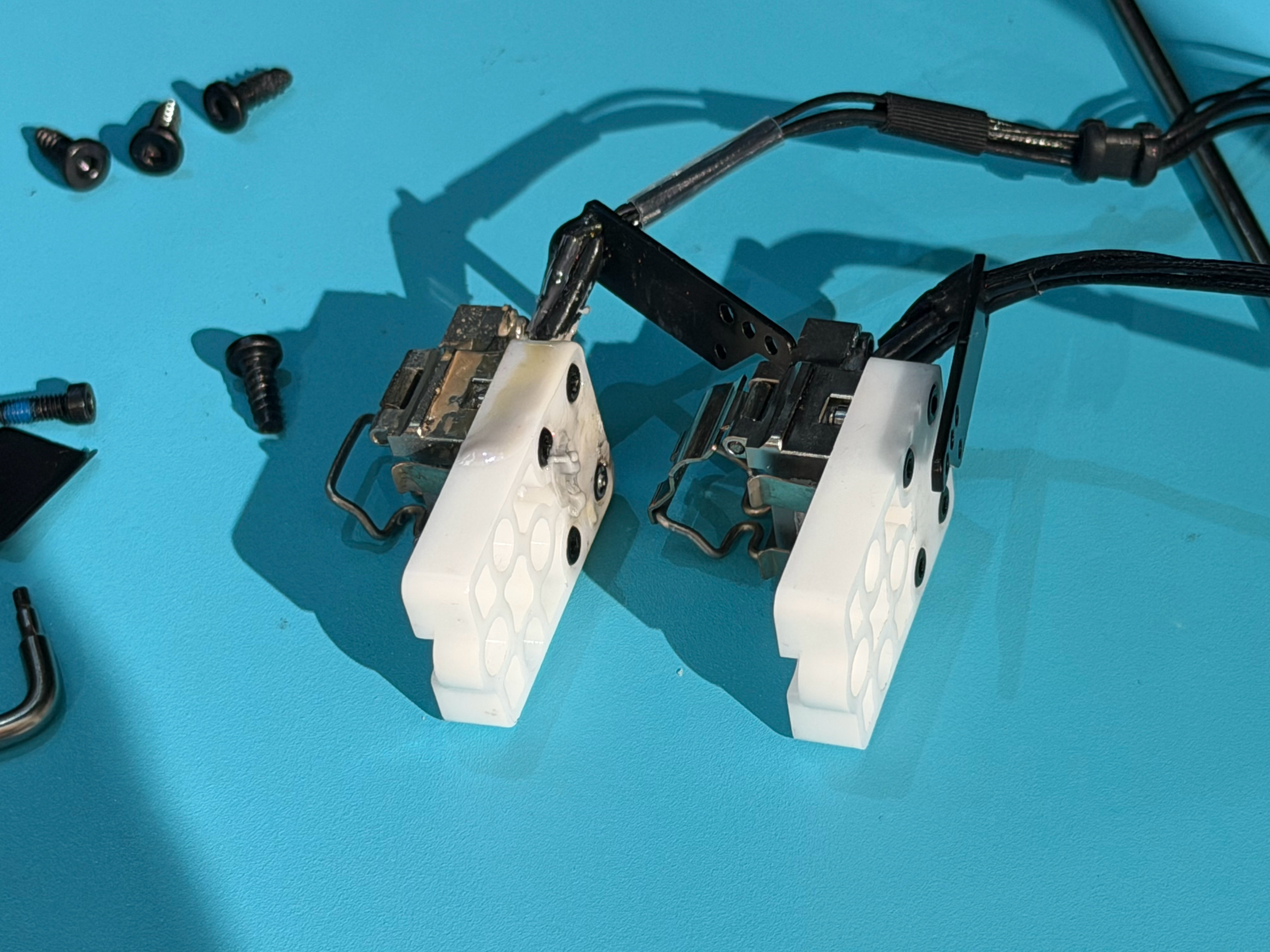 不能总发3D打印机好玩的一面，发点不好玩的。我H2C发生了比较严重的热端裹头，就