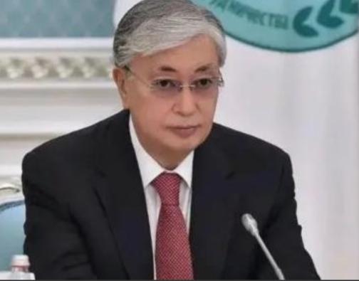 苏联为什么斗不赢美国？你以为是苏联输给了美国，实际上不是苏联斗不过美国，而是斗不