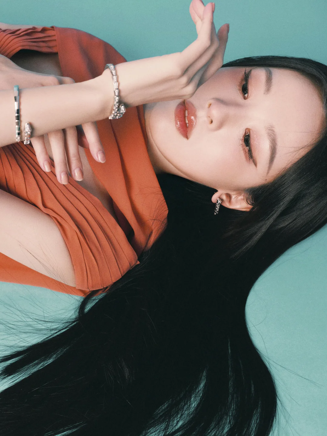 给陈都灵化的落日缪斯妆