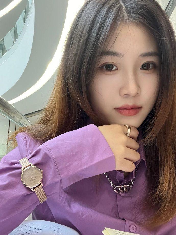 紫色怎么搭配好看