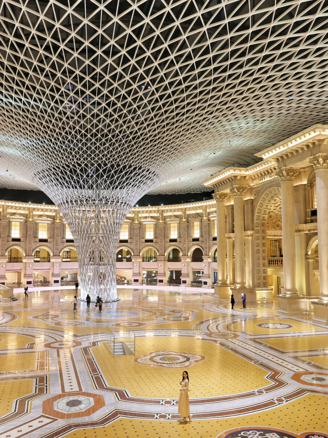 说走就走，在新中式美学中谱写春日灵感