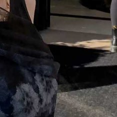 angelababy angelababy “你既是那美丽的日出，美好而又干净，