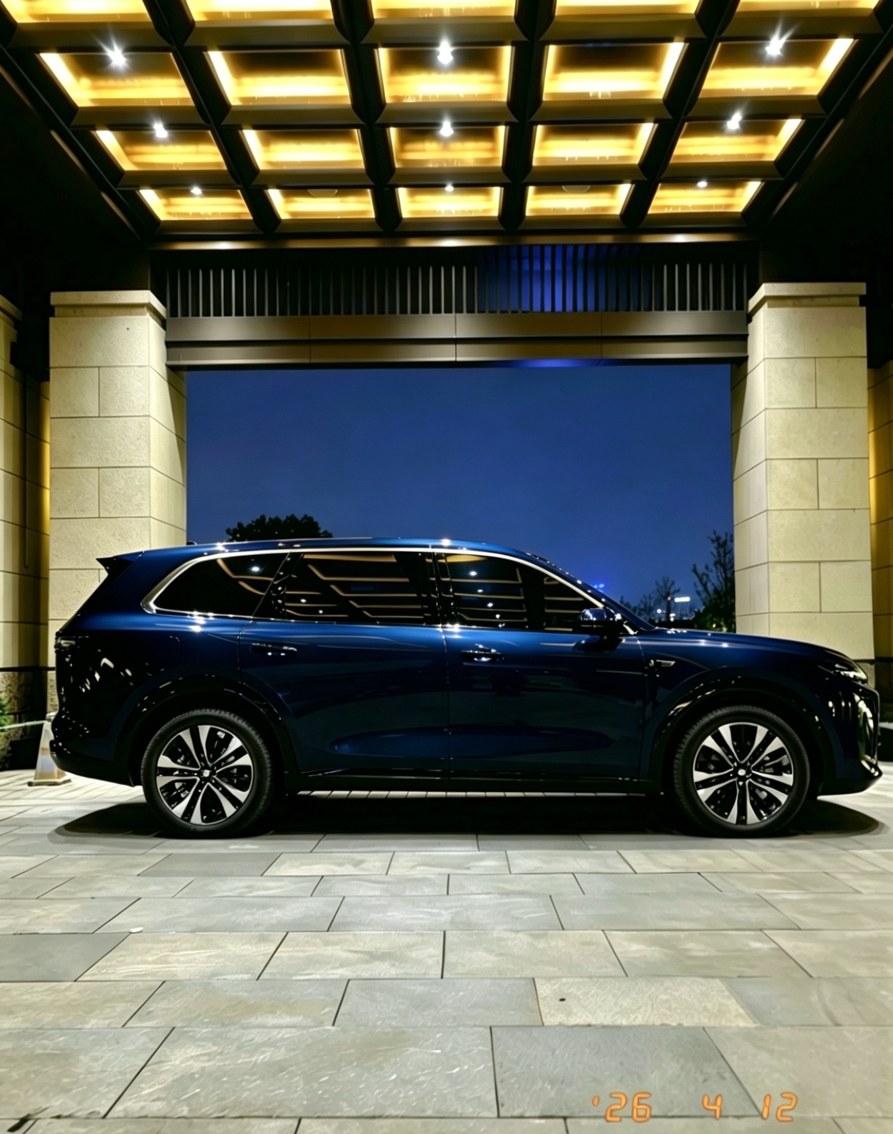 深圳被台风森拉克屏蔽了怪不得今天深中通道风特别大，别乱来，后天飞回深圳，累了想休