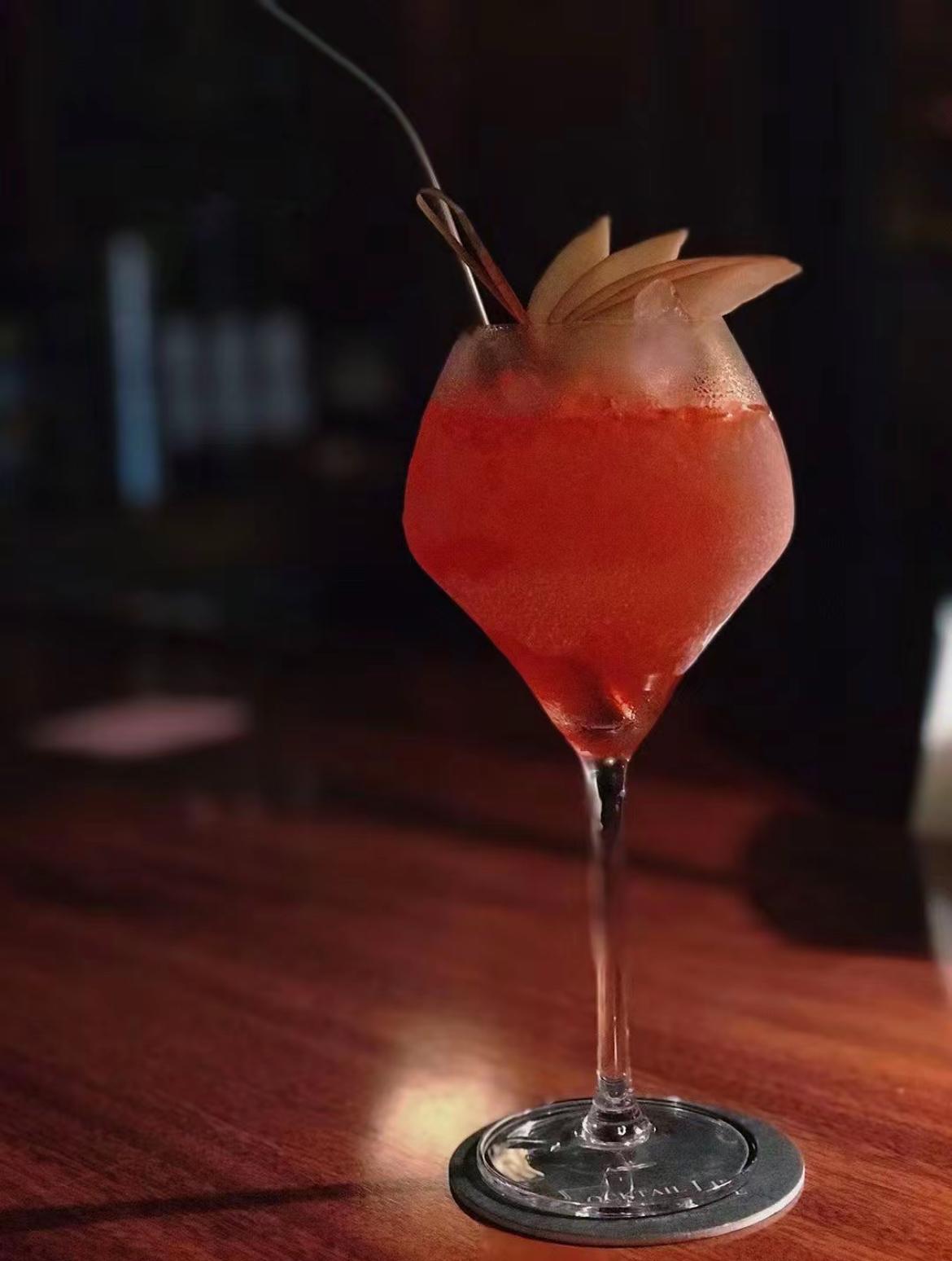 临风寄意赋新词

2. 凭栏极目绘宏图

3. 烹茶论道叙知音

4. 登楼望景