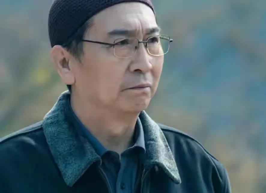 70岁老戏骨毕彦君，《大宅门》里的白二爷，原来是一个宠妻狂魔
说起毕彦君，除了《