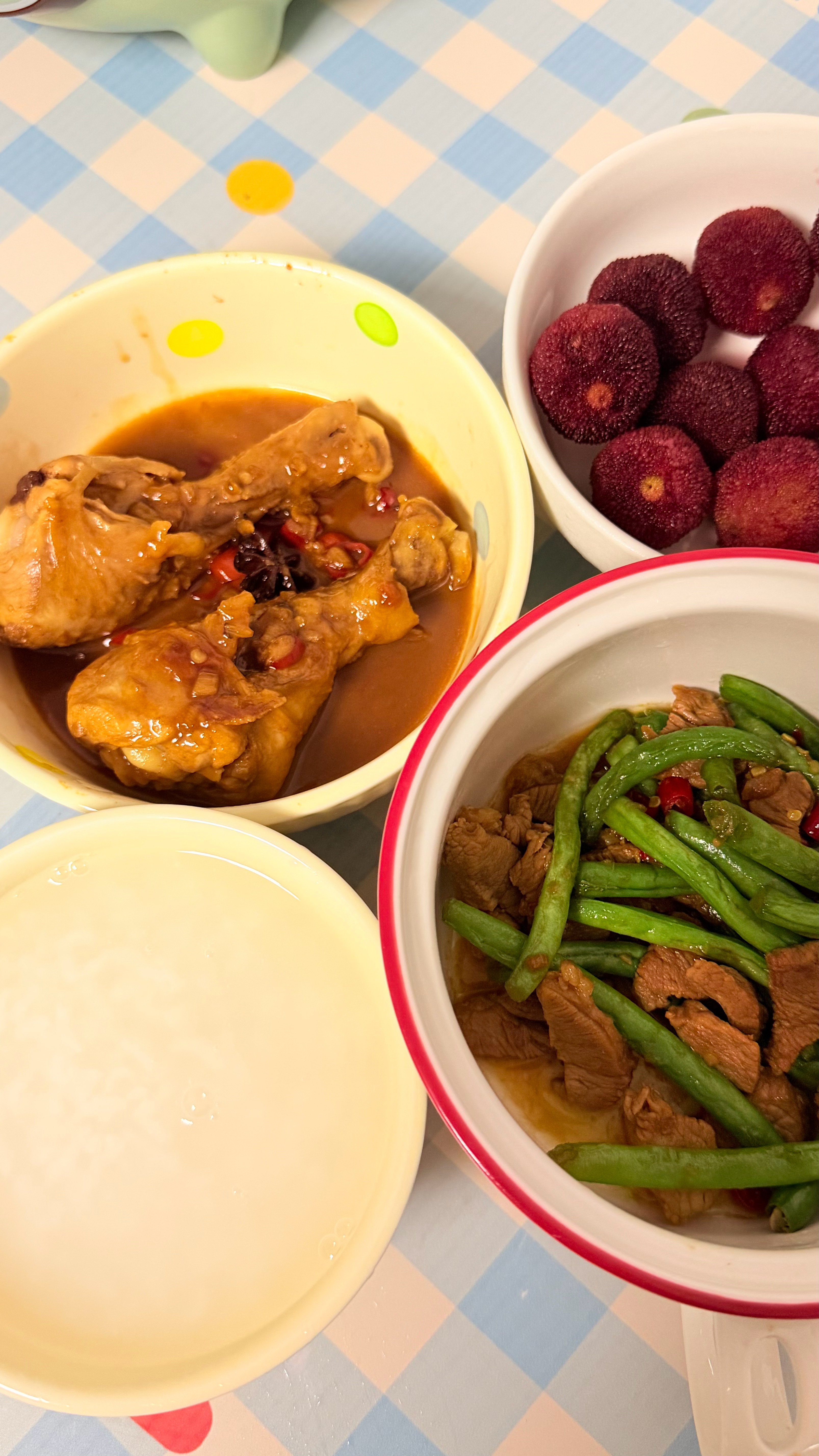 嗯 先吃饭要紧 