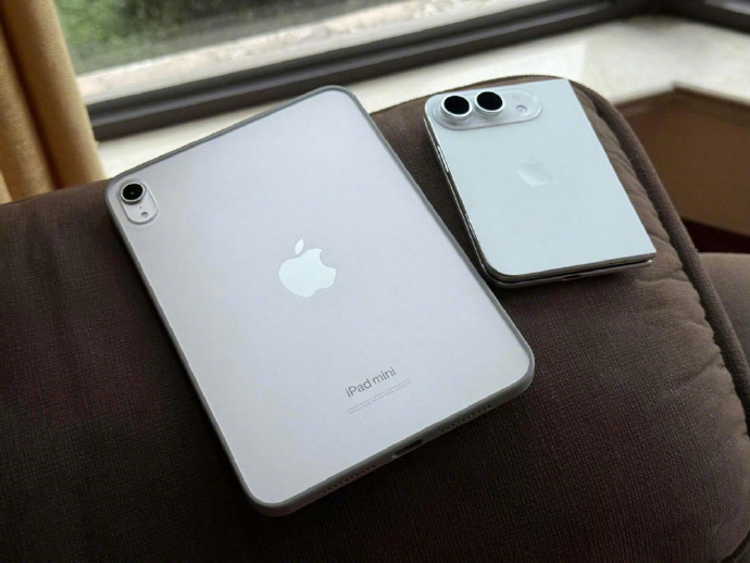 折叠屏iPhone订单被传上调至千万级创新够多的话价格确实不是第一道门槛但170