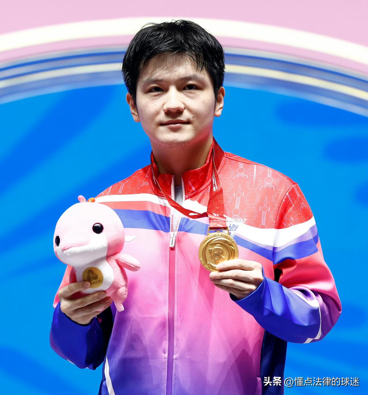 全运会乒乓球冠军盘点
1、樊振东：男单卫冕冠军🏅
2、王曼昱：女单卫冕冠军🏅